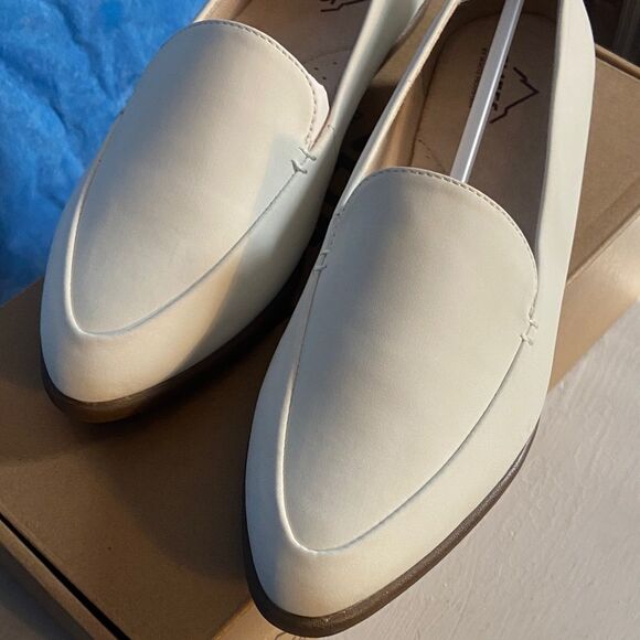 Elegant White Loafers for Women sz 6.5, SL2-129s010 - Picture 2 of 7